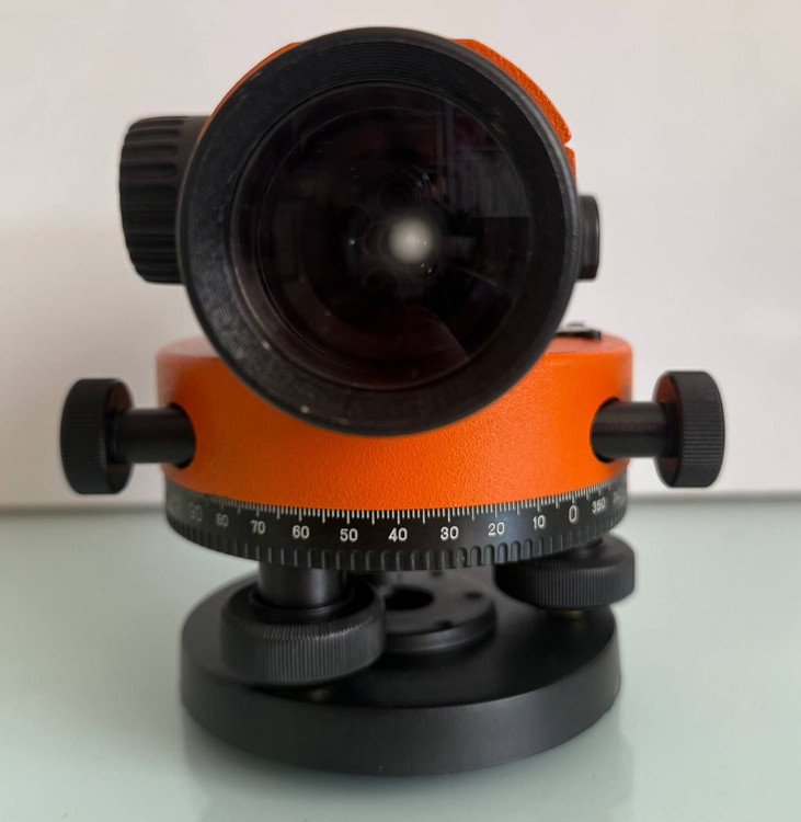 خرید ترازیاب اتوماتیک بویف مدل AL 132 با لنز با کیفیت و فوکوس قوی و کمپانساتور قوی