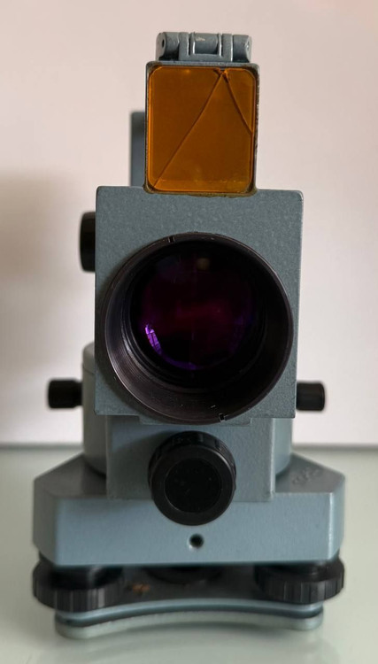 خرید ترازیاب روسی مدل H - 3KA با دقت بالا