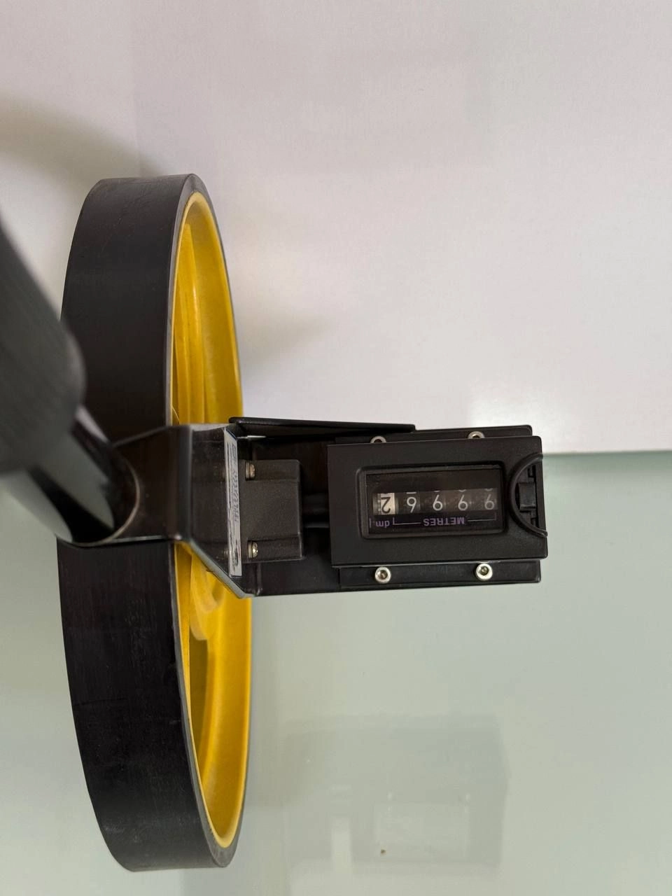 متر چرخدار GEO LASER  CLL 400