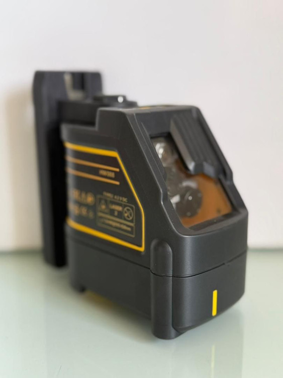 خرید تراز لیزری HTC GEOSYSTEMS مدل HW088 در مشهد