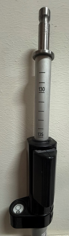 ژالون مدرج 2.10 متری طرح لایکا