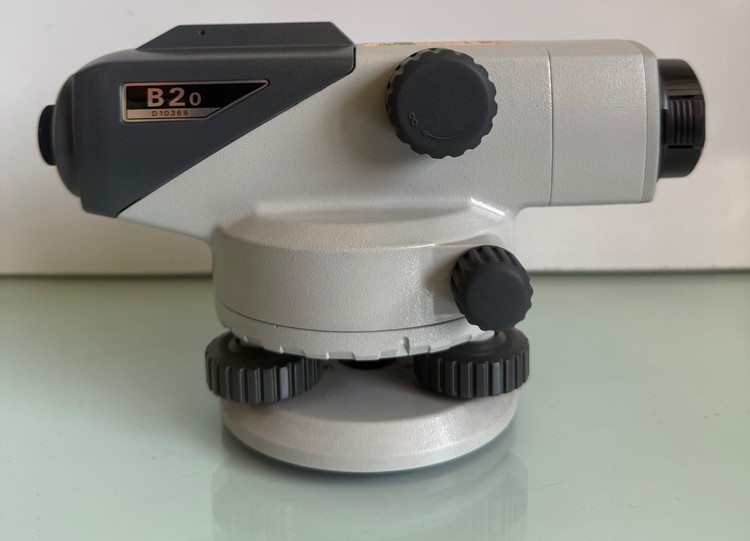 خرید دوربین ترازیاب SOKKIA B20