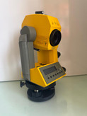 TRIMBLE DR 3305 TOTAL STATION
