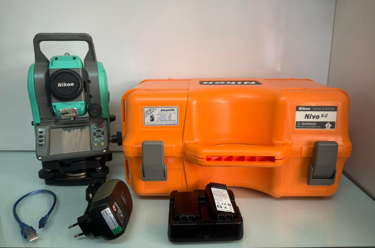 خرید توتال استیشن نیکون NIVO 5.C دقت 5 ثانیه با دو باطری و شارژر دو قلو