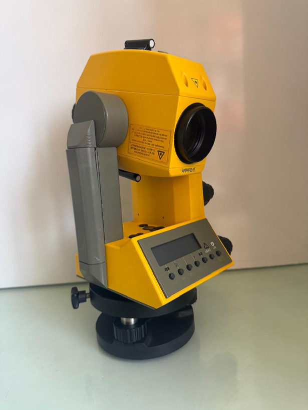 خرید توتال استیشن تریمبل DR 3303 دقت 3 ثانیه با 80 متر لیزر