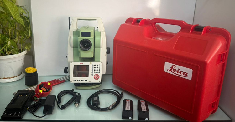 خرید توتال استیشن لایکا TS09 PULS R500 دقت یک ثانیه
