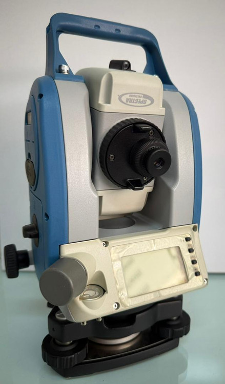 خرید توتال استیشن فوکوس 8 دقت 2 ثانیه دو طرف کیبرد