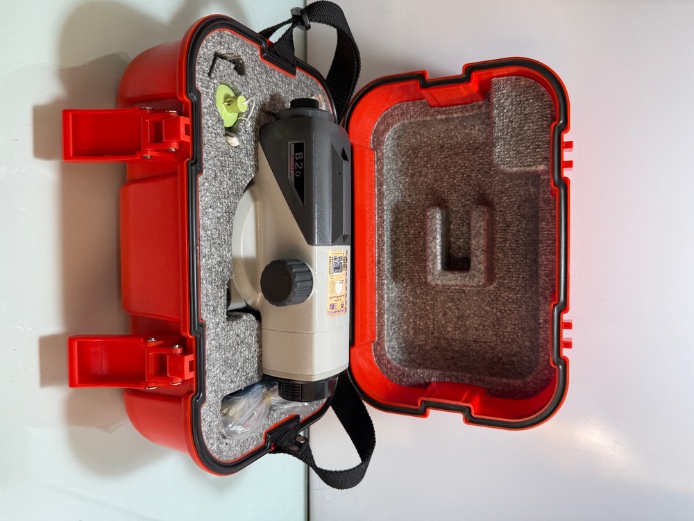 خرید  ترازیاب SOKKIA  B20 بدنه فلزی محکم با متعلقات داخل جعبه