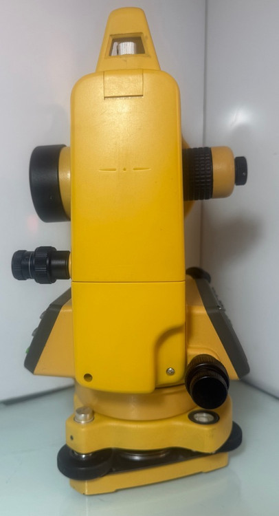 خرید تئودولیت دیجیتال سوث مدل ET - 05 با ارسال فوری