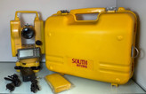 خرید تئودولیت دیجیتال سوث مدل ET - 05 با جعبه ی حمل