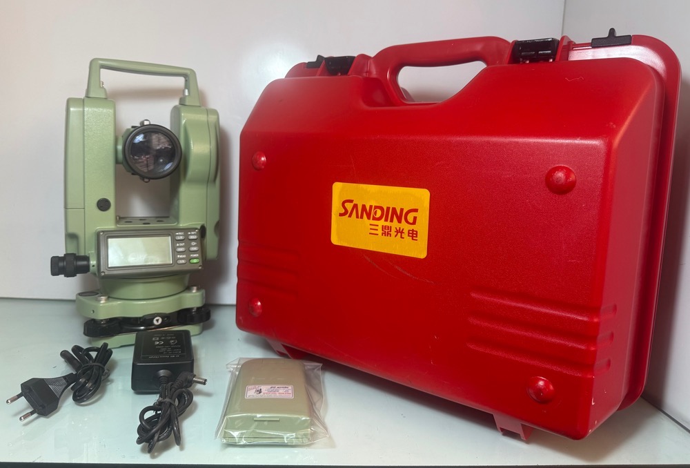 خرید تئودولیت دیجیتال سندینگ ET - 02  با متعلقات کامل و جعبه
