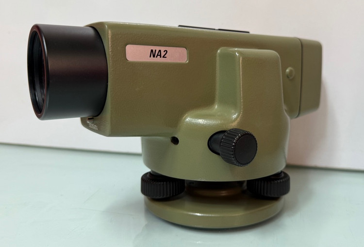 خرید ترازیاب اتوماتیک لایکا مدل NA2 با بزرگنمایی 32 برابر