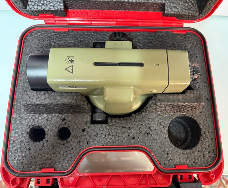 خرید ترازیاب اتوماتیک لایکا مدل NA2 با ارسال فوری و گارانتی