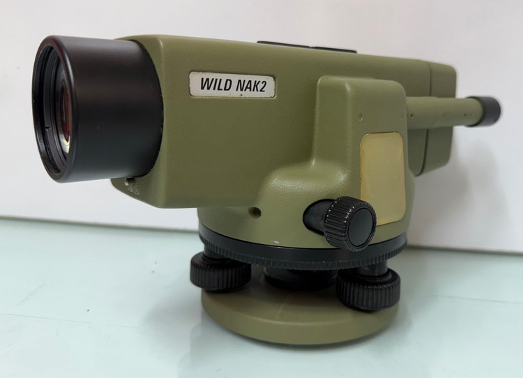 خرید ترازیاب WILD NAK2 کارکرده با قیمت مناسب