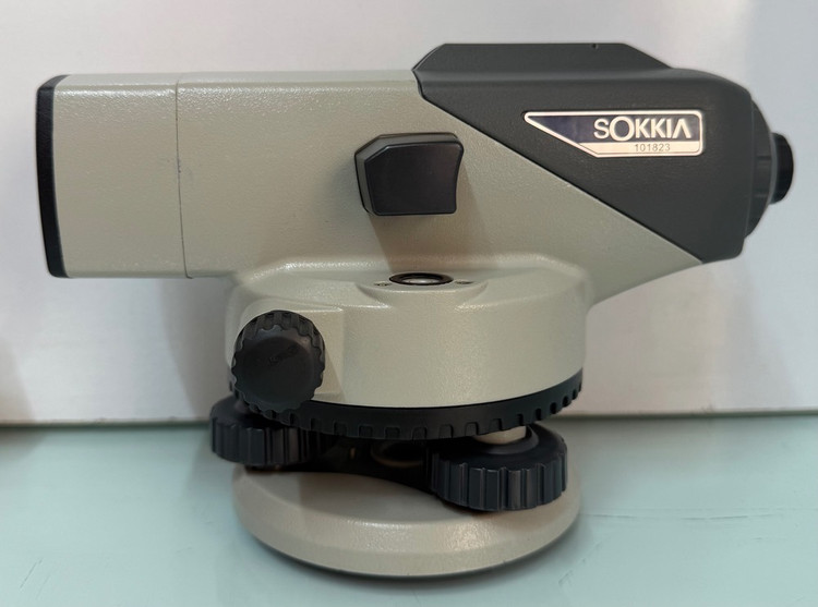 خرید ترازیاب اتوماتیک اصلی سوکیا مدل B20 با دقت بالا