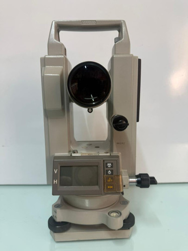 خرید دوربین تئودولیت سوکیشا مدل DT5 S یک طرف کیبرد