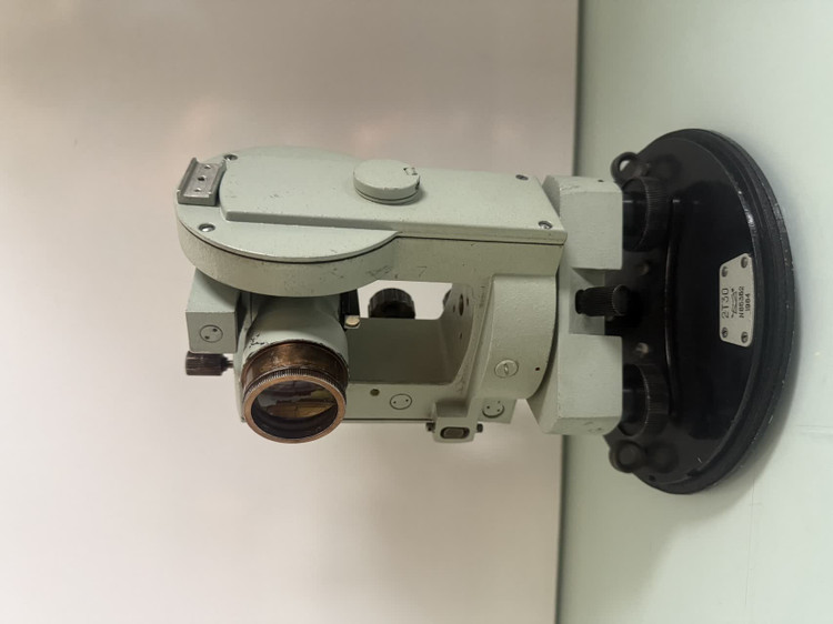 خرید تئودولیت مکانیکی روسی 2T30 کارکرده