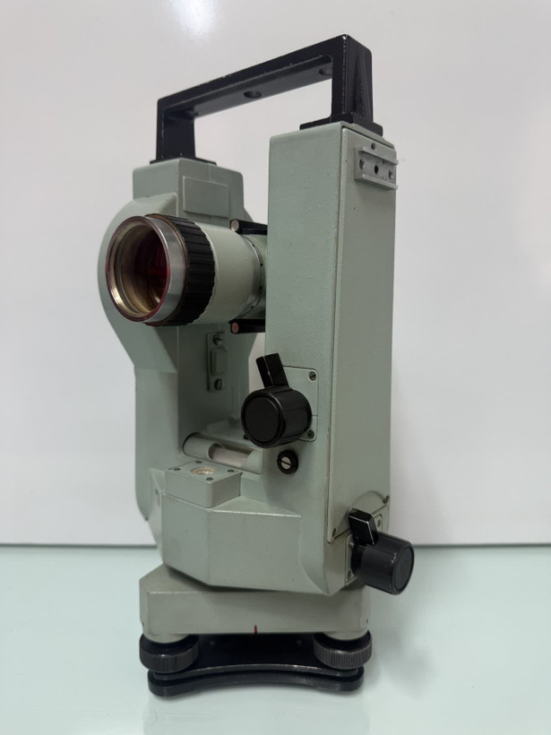 تئودولیت مکانیکی روسی مدل 3T 5 KN
