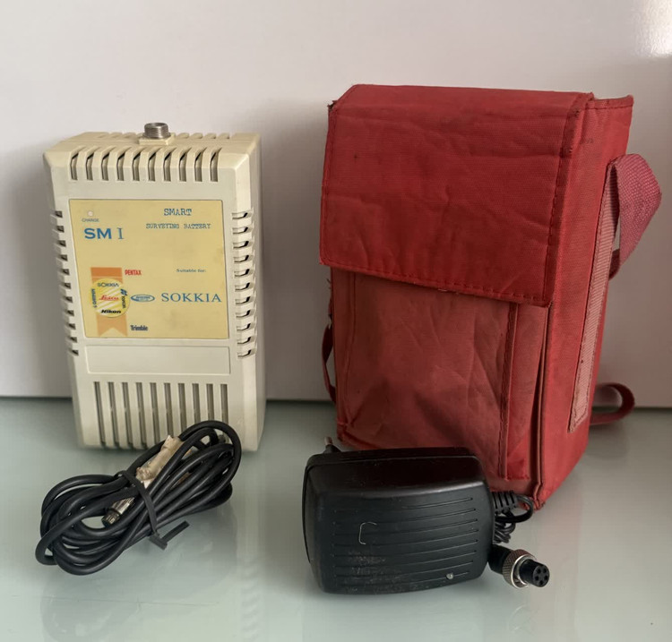 خرید باتری صحرایی سوکیا با کیف حمل کارکرده
