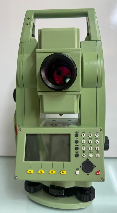توتال استیشن لایکا Leica TCR805 Power R400 دقت ۵ ثانیه