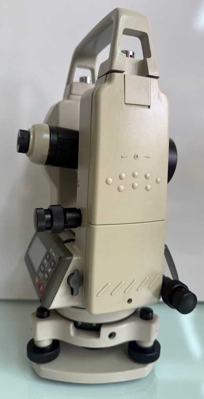 تئودولیت دیجیتال سیویل CIVIL CDT-02